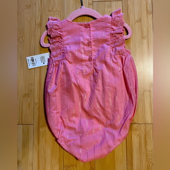 NWT OshKosh B’Gosh Flutter Bodysuit - Picture 2 of 3